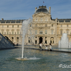 pyramide louvre-9