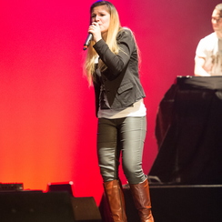 men on the hill 2014-38