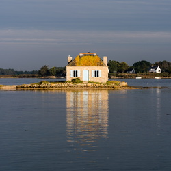 saint cado