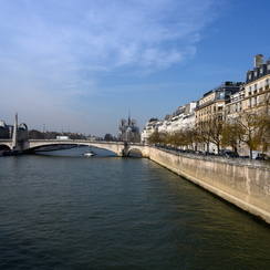 2019-02-21-635parisZ7