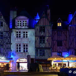 2019-12-29-81toursnightZ7
