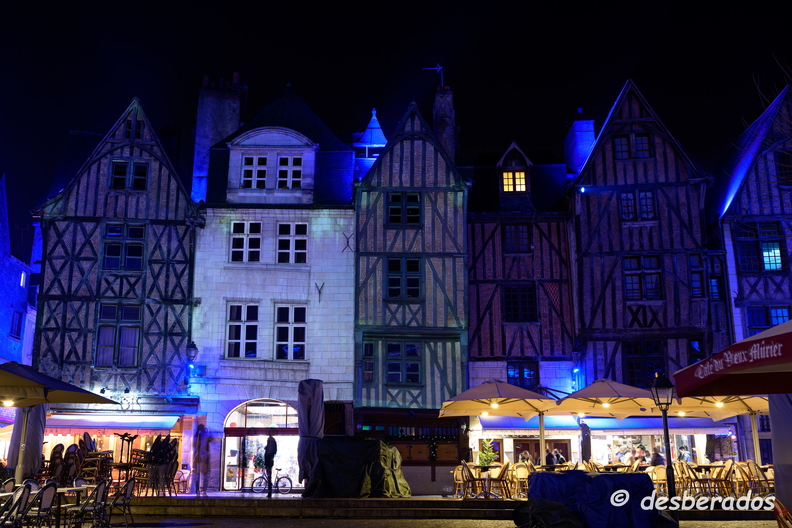 2019-12-29-84toursnightZ7-2.jpg