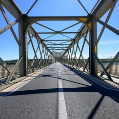 2022-08-08-229candesZ9